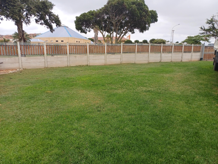 4 Bedroom Property for Sale in Hartenbos Central Western Cape